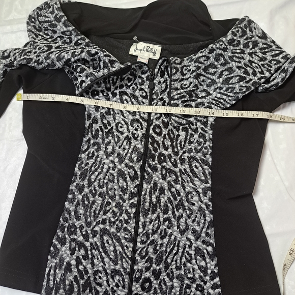 Joseph Ribkoff Animal Print Light Jacket - Picture 9 of 11